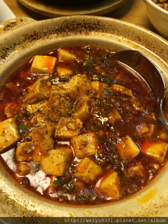 超開胃！東區Bistro 98辣味美食、捷運忠孝復興人氣料理－《開飯川食堂》