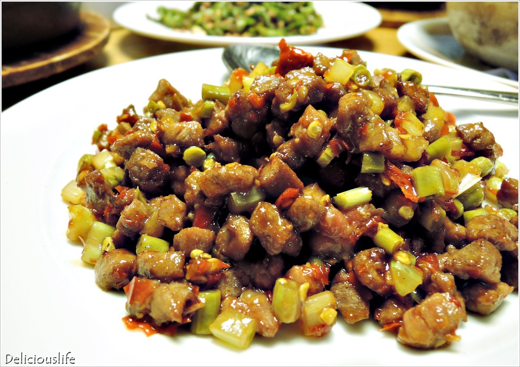 剁椒牛肉300-2 剁椒牛肉300-2