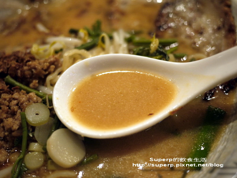 [餐廳食記]台北的旺味麵場之帶勁兒厚片叉燒