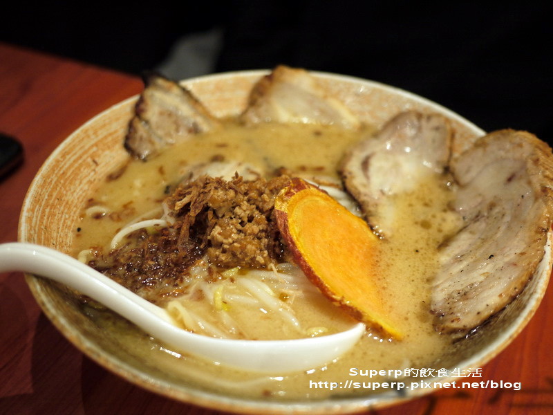 [餐廳食記]台北的旺味麵場之帶勁兒厚片叉燒