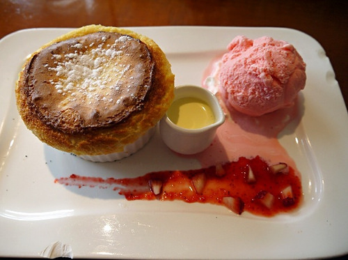 [台北 中山區] 晴光商圈，Sabrina House 紗汀娜好食