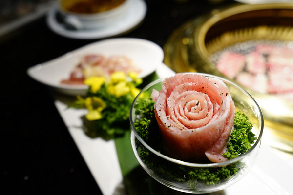 塩選輕塩風燒肉(公益店)：塩選輕塩風燒肉-公益店-禪境中優雅享受燒肉的極緻精神