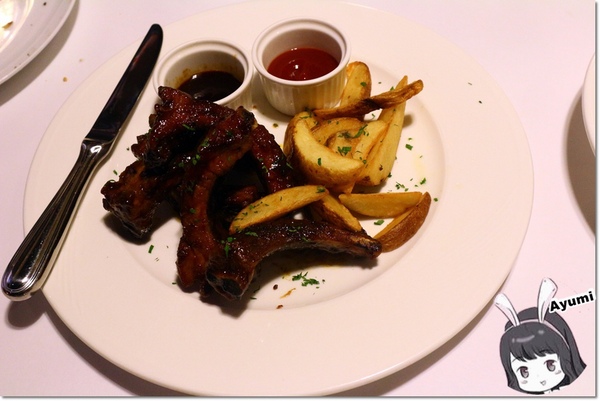 SPEZIA斯佩齊亞義大利餐廳：[食記]►新北永和區◄SPEZiA斯佩齊亞義大利餐廳-環境優雅又舒適，情侶約會以及全家聚餐均很適合～