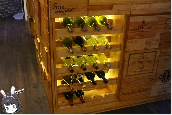 SPEZIA斯佩齊亞義大利餐廳：[食記]►新北永和區◄SPEZiA斯佩齊亞義大利餐廳-環境優雅又舒適，情侶約會以及全家聚餐均很適合～