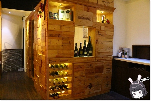 SPEZIA斯佩齊亞義大利餐廳：[食記]►新北永和區◄SPEZiA斯佩齊亞義大利餐廳-環境優雅又舒適，情侶約會以及全家聚餐均很適合～