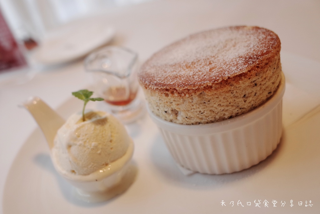 18-01-11-21-00-15-781_deco.jpg 18-01-11-21-00-15-781_deco.jpg