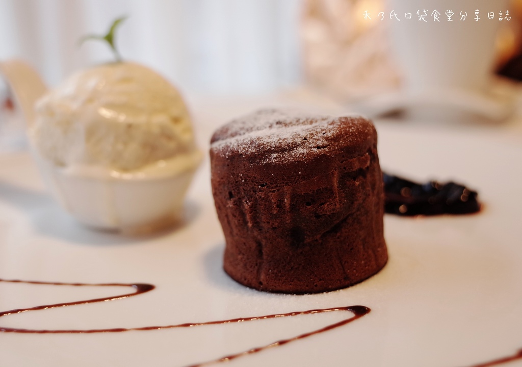 18-01-11-07-25-03-840_deco.jpg 18-01-11-07-25-03-840_deco.jpg