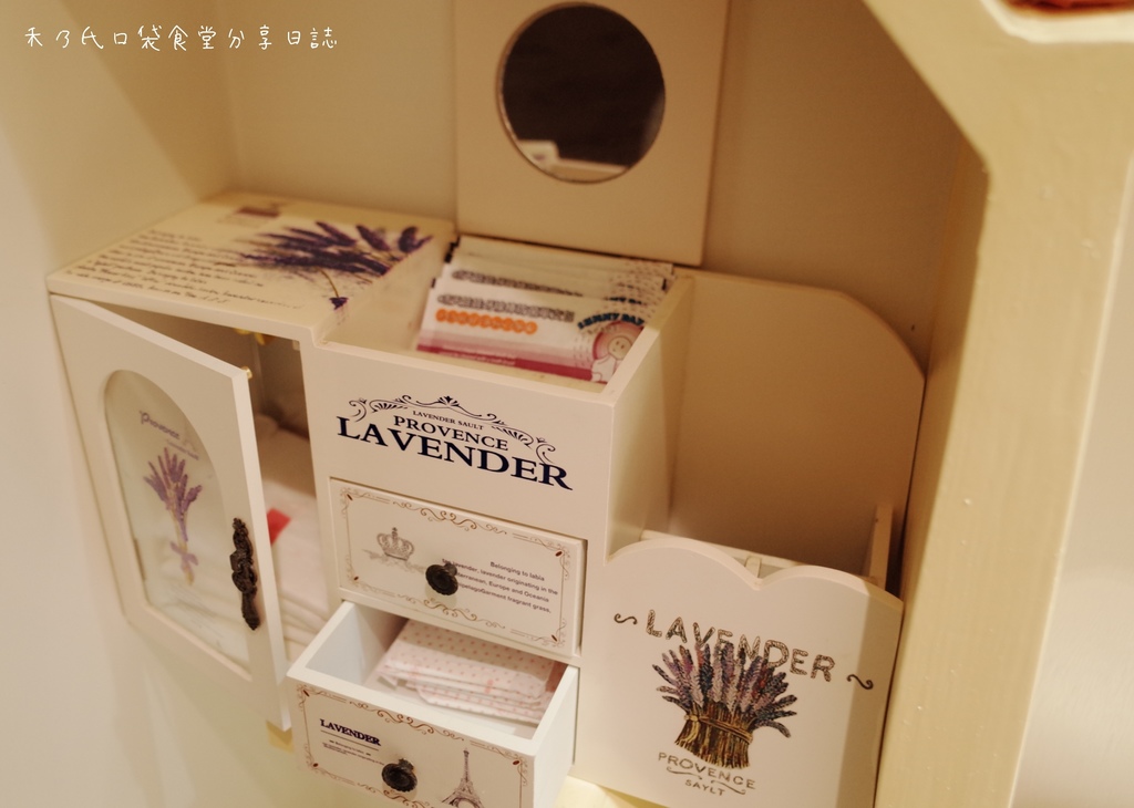 18-01-11-07-18-38-013_deco.jpg 18-01-11-07-18-38-013_deco.jpg