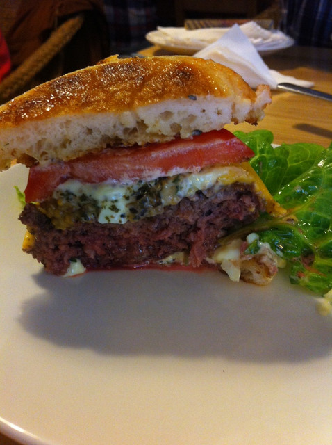 [台北]充滿美食的永吉街30巷好吃的漢堡和派~Goodies Cuisine好米亞