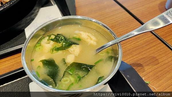 台北.南港-Pepper Lunch胡椒廚房,一走過去立刻被鐵板香氣吸引,肉質鮮嫩超好吃!