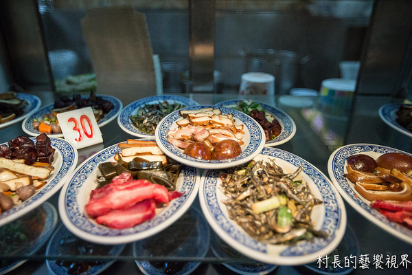 林家水餃:【食記】{高雄。苓雅區}光華觀光夜市裡的林家水餃 林家水餃:【食記】{高雄。苓雅區}光華觀光夜市裡的林家水餃