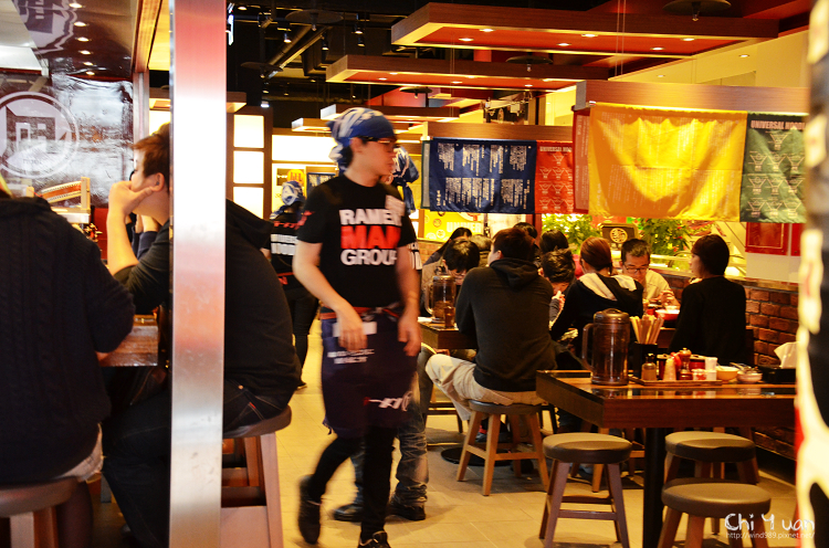 [台北]西門町豚骨拉麵ラメン凪Nagi。眾王搭選，濃醇豚味