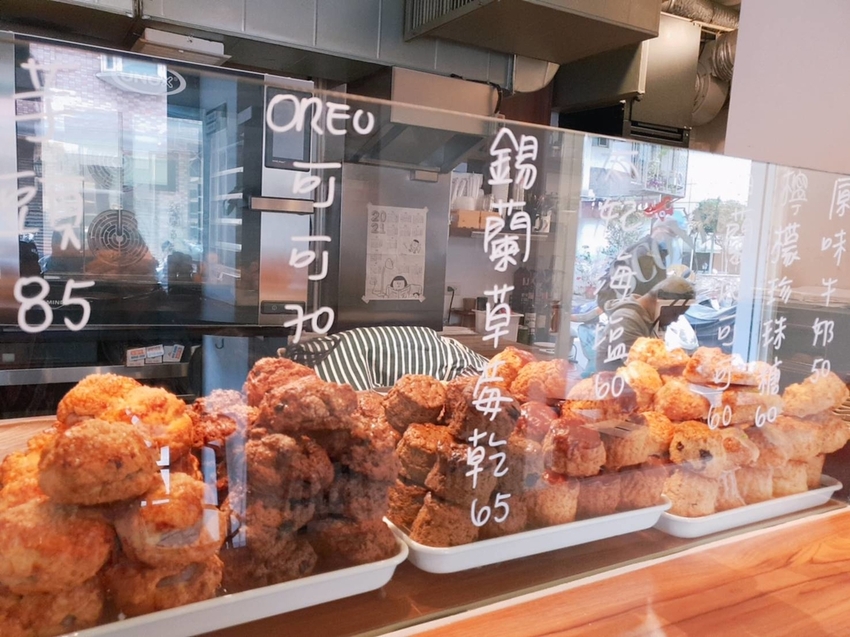 【台北.東門】小珍珠烘焙坊推肉桂捲麵包+悄悄好食司康專賣店