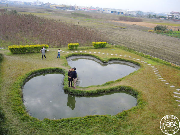 雙心池塘：作伙來企投【彰化大村･雙心池塘】彰化熱門打卡景點