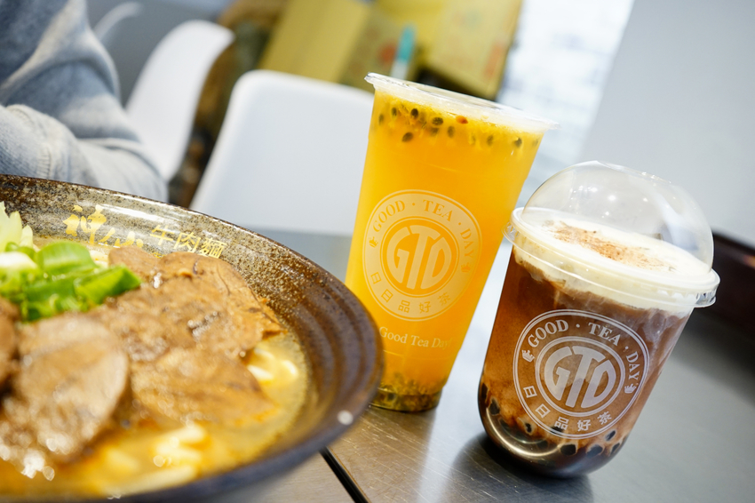 美食｜台北 神仙牛肉麵 美味讓人成仙的川味牛肉麵、清燉牛肉麵 (近南京復興站)