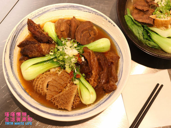 台北中山區美食推薦，神仙川味牛肉麵，午餐晚餐都適合，近林東芳牛肉麵-3351.jpg