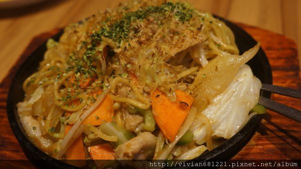 DSC00984~1.jpg DSC00984~1.jpg