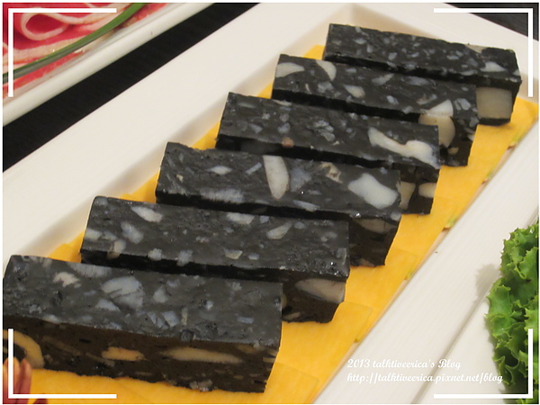 『呷』「捷運士林站」☆ 寬巷子 ☆ 色香味俱全的麻辣火鍋