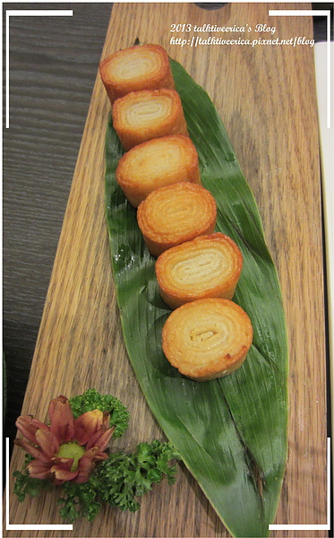 『呷』「捷運士林站」☆ 寬巷子 ☆ 色香味俱全的麻辣火鍋