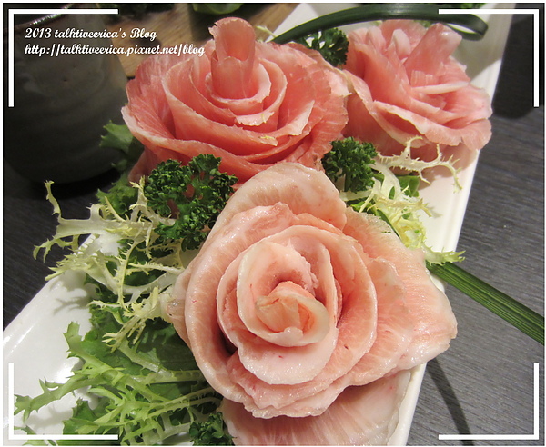 『呷』「捷運士林站」☆ 寬巷子 ☆ 色香味俱全的麻辣火鍋