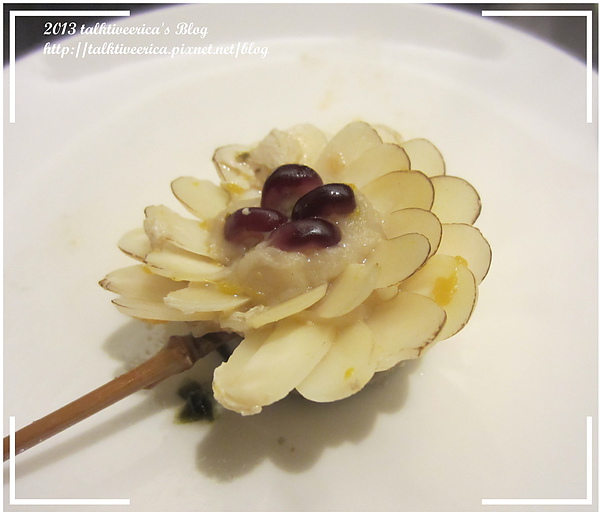 『呷』「捷運士林站」☆ 寬巷子 ☆ 色香味俱全的麻辣火鍋