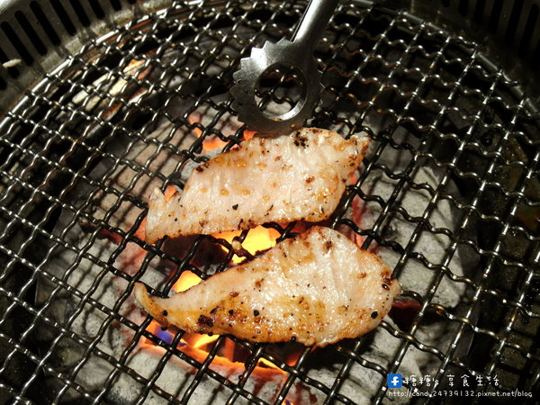 一頭牛日式燒肉.清酒(崇德店):〖台中│美食〗一頭牛日式燒肉 清酒-崇德店 ❤ 北屯崇德路美食戰區,一頭牛日式燒肉 清酒"雙人極上套餐"登場,多種肉品給你大大滿足!!