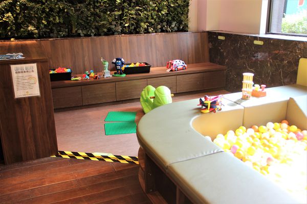 遊戲區 (2).JPG 遊戲區 (2).JPG