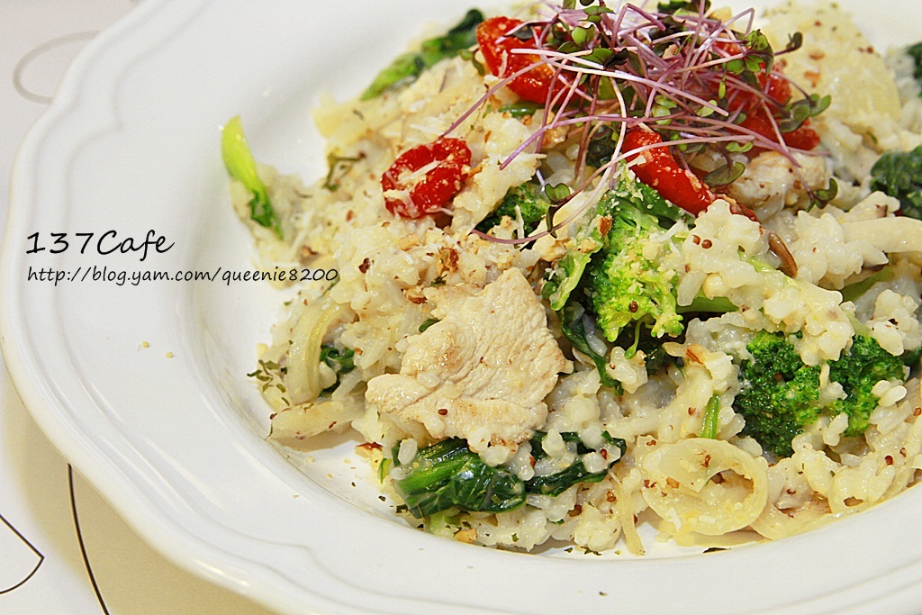 【台北】137Cafe。好特別的辣味腐乳櫻花蝦義大利麵