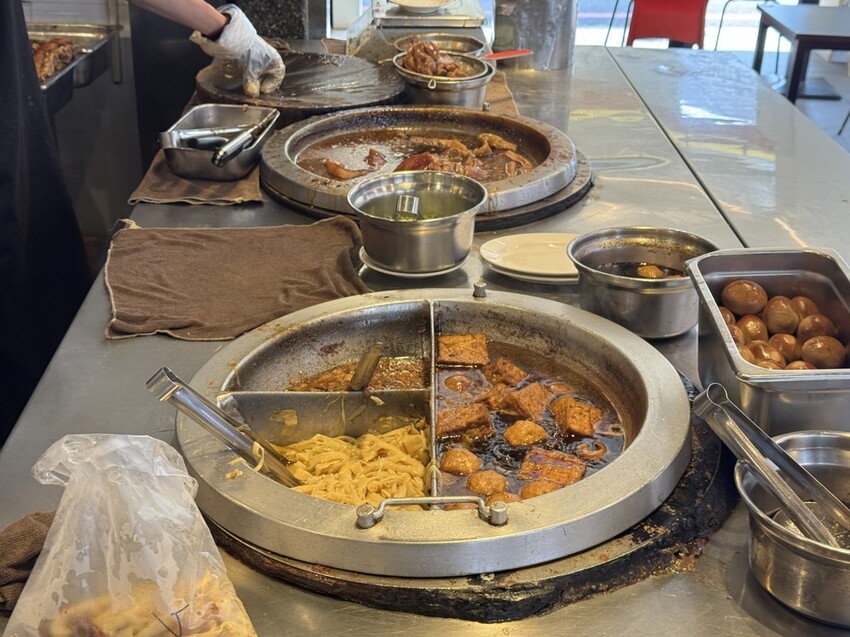 【台中西區美食】富狀元豬腳, 【台中西區美食】富狀元豬腳,