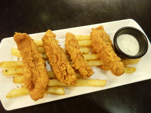 新埔捷運站板橋美式餐廳-Dishes好盤美味廚房!!漢堡、義大利麵燉飯平價又實在