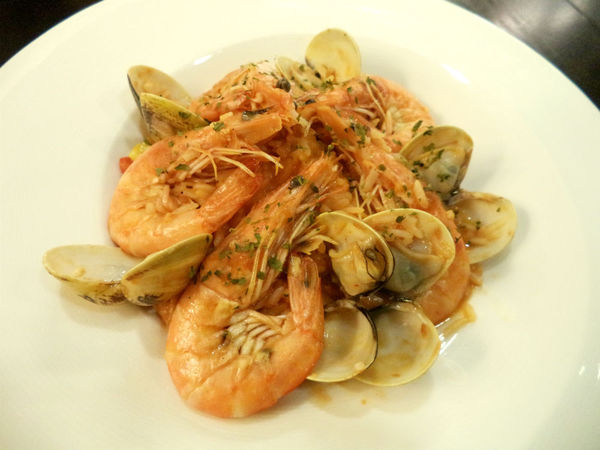 新埔捷運站板橋美式餐廳-Dishes好盤美味廚房!!漢堡、義大利麵燉飯平價又實在