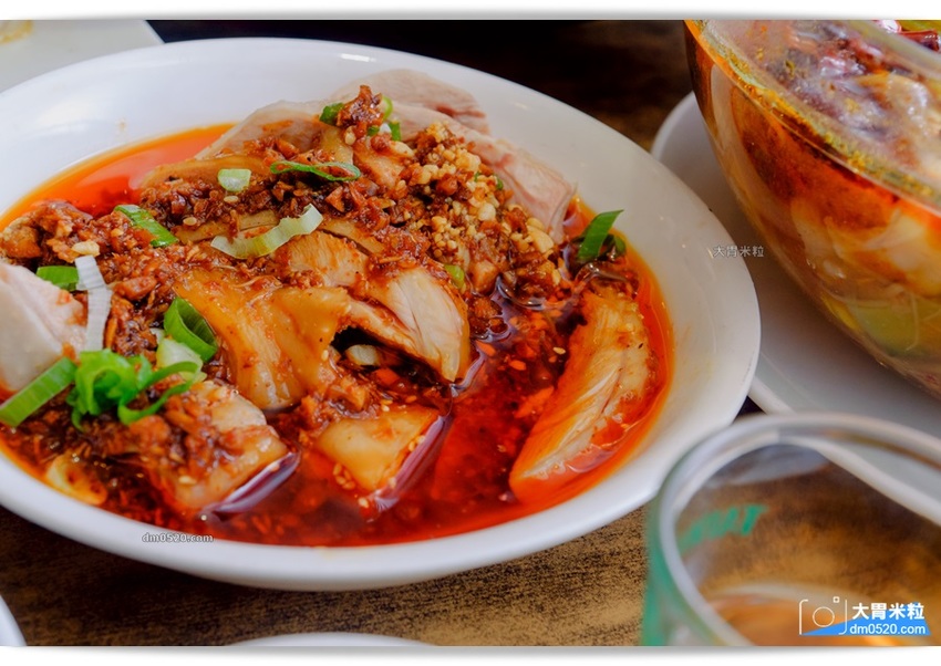 紅紅辣辣一吃上癮！板橋車站人氣川菜推薦,紅辣椒川菜館,道地川味熱炒,麻香下飯,每人15元白飯無限續！板橋中式料理推薦,板橋川菜料理推薦, - 大胃米粒 DAVID & MILLY