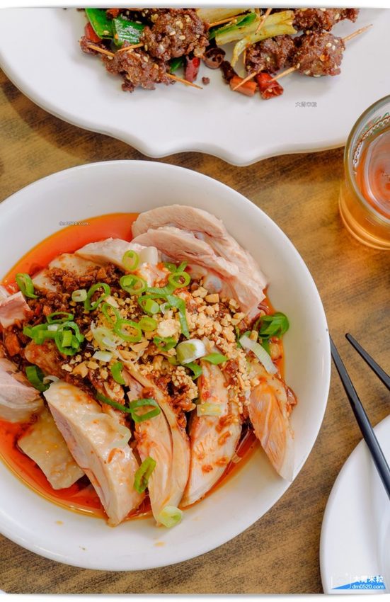 紅紅辣辣一吃上癮！板橋車站人氣川菜推薦,紅辣椒川菜館,道地川味熱炒,麻香下飯,每人15元白飯無限續！板橋中式料理推薦,板橋川菜料理推薦, - 大胃米粒 DAVID & MILLY