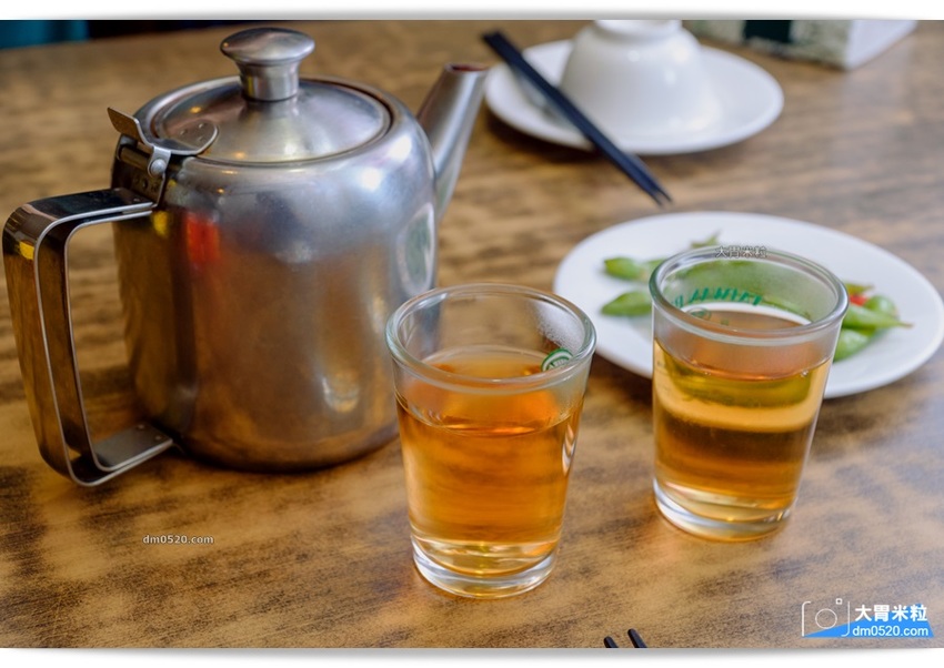 紅紅辣辣一吃上癮！板橋車站人氣川菜推薦,紅辣椒川菜館,道地川味熱炒,麻香下飯,每人15元白飯無限續！板橋中式料理推薦,板橋川菜料理推薦, - 大胃米粒 DAVID & MILLY