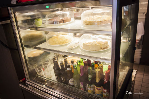 IMG_2220.jpg IMG_2220.jpg