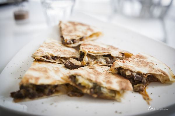 IMG_2270.jpg IMG_2270.jpg