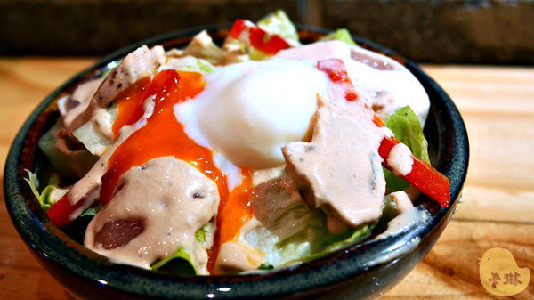 手串本舖串燒：【試吃】《手串本铺》手灑鹽花及950度熱情的職人串燒