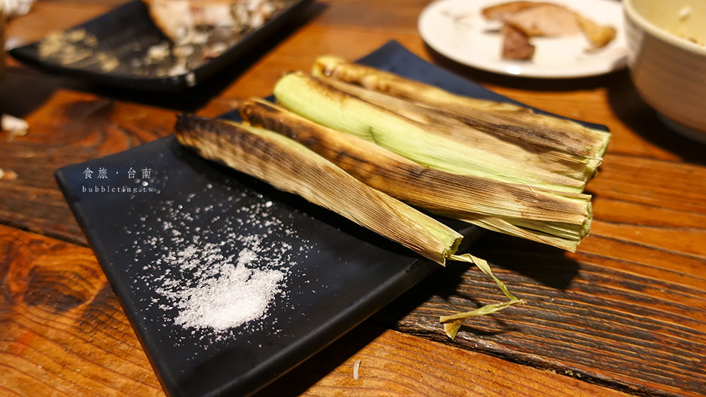 [美食] 台南，老厝1933，好吃到要排隊的碳烤串燒 - 囧囧，食旅日常