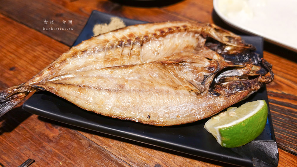 [美食] 台南，老厝1933，好吃到要排隊的碳烤串燒 - 囧囧，食旅日常