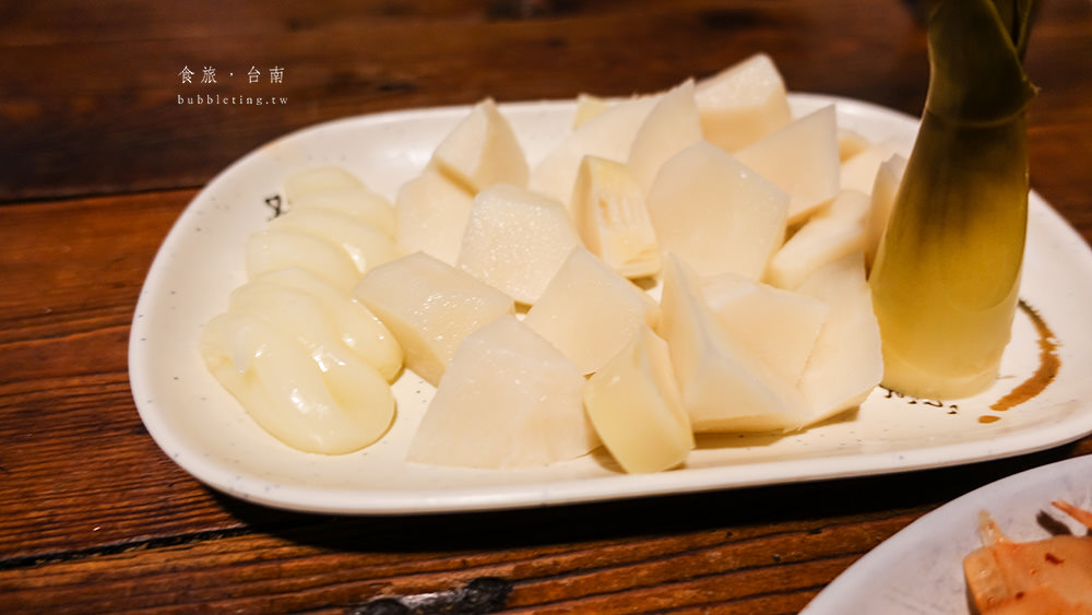 [美食] 台南，老厝1933，好吃到要排隊的碳烤串燒 - 囧囧，食旅日常