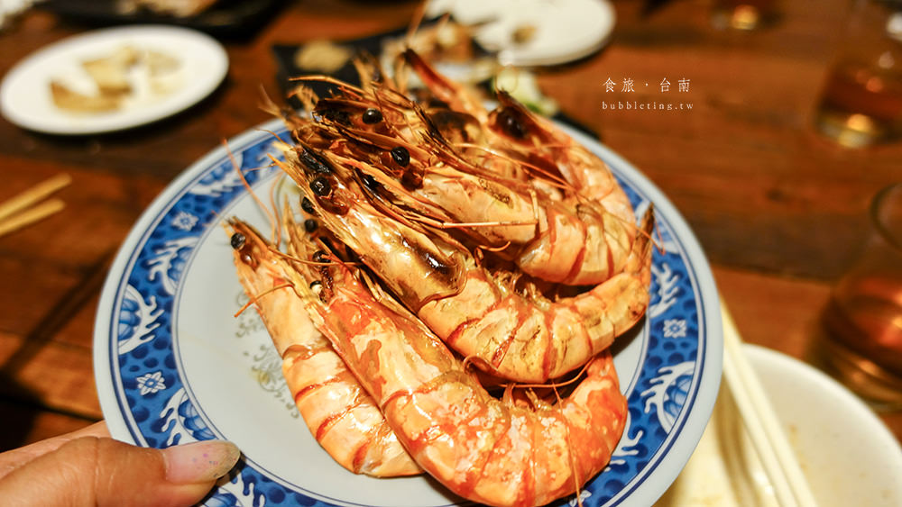 [美食] 台南，老厝1933，好吃到要排隊的碳烤串燒 - 囧囧，食旅日常