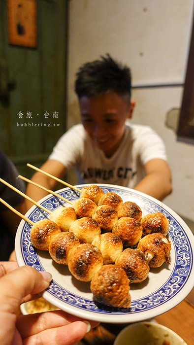 [美食] 台南，老厝1933，好吃到要排隊的碳烤串燒 - 囧囧，食旅日常