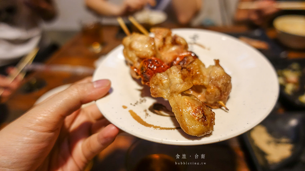 [美食] 台南，老厝1933，好吃到要排隊的碳烤串燒 - 囧囧，食旅日常