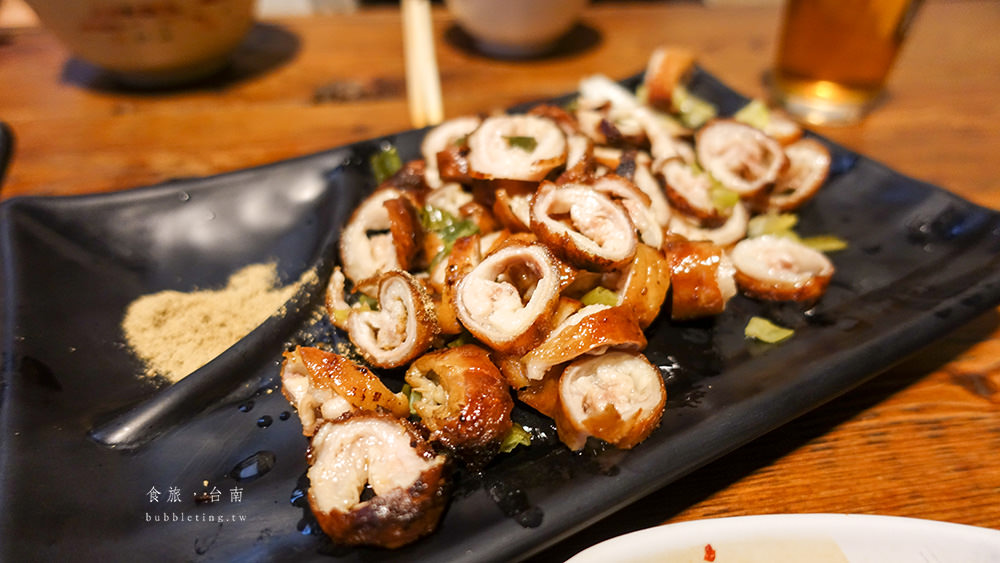 [美食] 台南，老厝1933，好吃到要排隊的碳烤串燒 - 囧囧，食旅日常