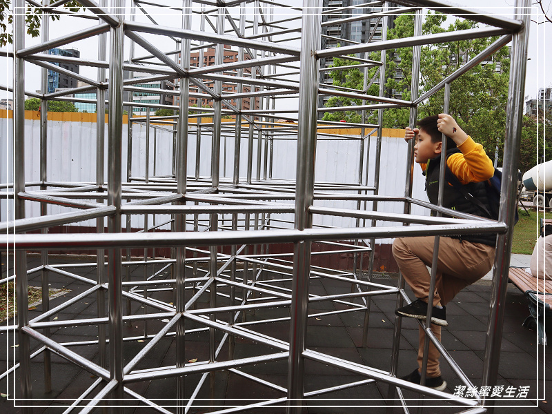 大安森林公園-台北/杜鵑繡球花美炸!2021花季新打卡點不可錯過～ - 潔絲蜜愛生活