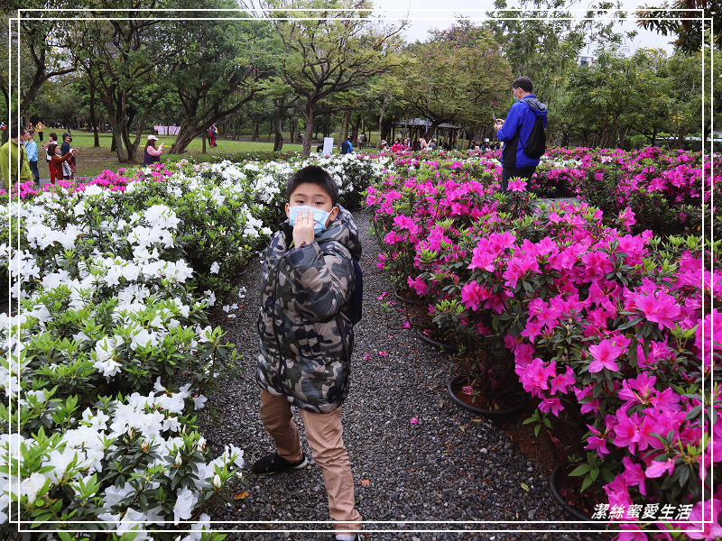 大安森林公園-台北/杜鵑繡球花美炸!2021花季新打卡點不可錯過～ - 潔絲蜜愛生活