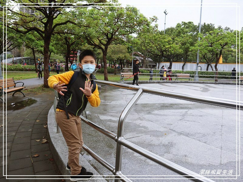 大安森林公園-台北/杜鵑繡球花美炸!2021花季新打卡點不可錯過～ - 潔絲蜜愛生活