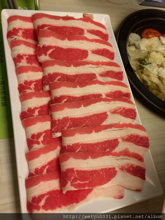 捷運六張犁美食、大安區火鍋和平東路巷弄－王品集團《石二鍋》安居店！