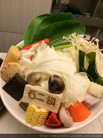 捷運六張犁美食、大安區火鍋和平東路巷弄－王品集團《石二鍋》安居店！