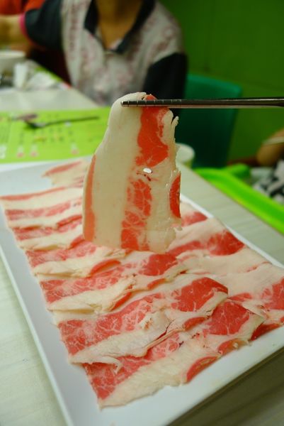 石二鍋(新店店)：石二鍋 ~ 排隊也要吃的平價火鍋  - 捷運大坪林站